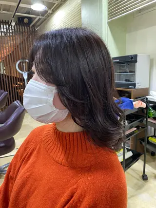 ミディアム カラー ヘアーメイクポリッシュ桂所属・山﨑 将弥のヘアスタイル