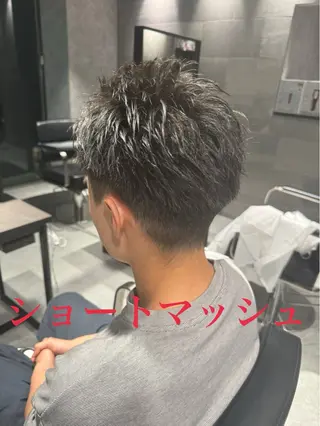 ショート 川畑 大地/波巻きパーマのヘアスタイル