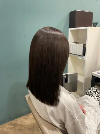 セミロング Plus lib 伊東 美咲のヘアスタイル