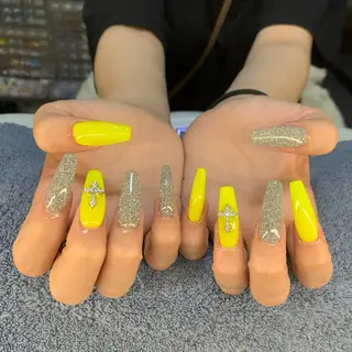 ネイル MHR nailのネイルデザイン