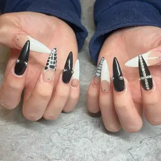 ネイル IROHA NAIL Kurumi🪽🫧のネイルデザイン