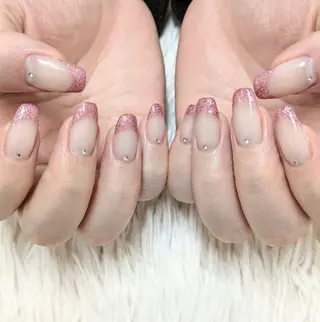 ネイル 會田 瑠衣のネイルデザイン