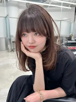 ミディアム GO TODAY  NU茶屋町所属・顔まわりで第一印象を 良くする美容師のヘアスタイル