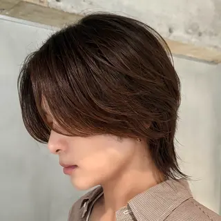 メンズ Hiroki/韓国 センターパートのヘアスタイル