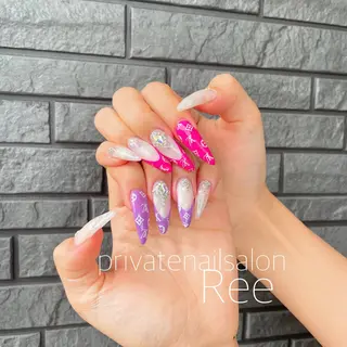 ネイル 知花 梨花のネイルデザイン