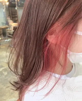 セミロング 髪質改善✨ハツメイ オグ✂️のヘアスタイル