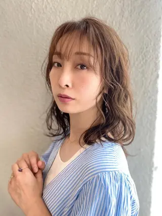 ミディアム カラー ase.糸島店所属・UEDA AYAのヘアスタイル