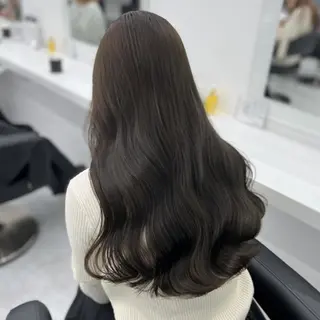 カラー *垢抜け暗髪💍 モデル🖤池袋のヘアスタイル