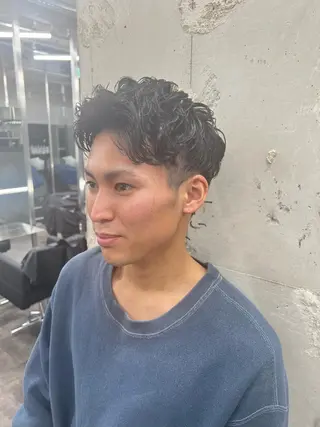 パーマ メンズ je suis heureuse所属・ハイライトカラー 🌀ゆい❣️のヘアスタイル