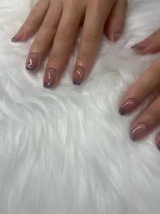 ネイル 鈴木 愛理のネイルデザイン