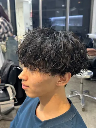 パーマ メンズ fifth men's原宿所属・fifth/原宿/ シャドウパーマ/カズのヘアスタイル