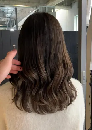 セミロング カラー リョウ/ショート /ハイトーン/八王子のヘアスタイル