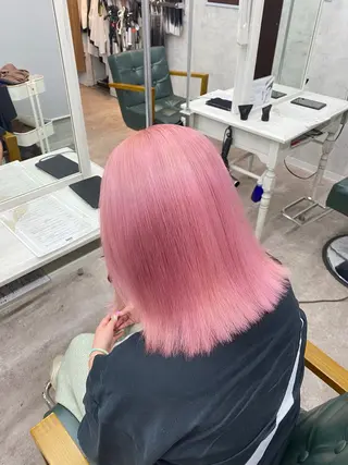 ミディアム カラー limitみづき🌙 ブリーチカラーのヘアスタイル