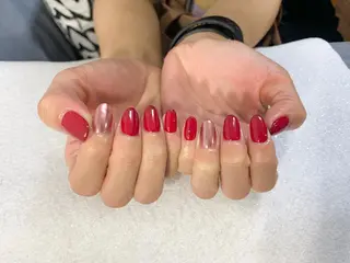 ネイル 手塚 里奈のネイルデザイン