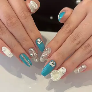 ネイル Ballie/ Mizukiのネイルデザイン