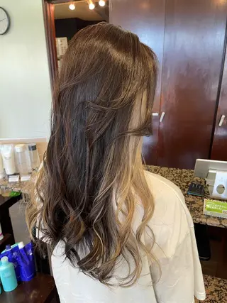 ロング カラー peakshair所属・艶々になる髪質改善 𝒀𝑼𝑻𝑶のヘアスタイル