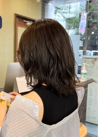 ミディアム カラー 白髪ぼかし脱白髪染め 大塚綾のヘアスタイル