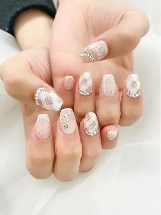 ネイル 五十嵐 美智のネイルデザイン