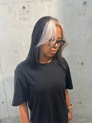 セミロング lani hair salon所属・SHOTO ハイトー ン/デザインカラーのヘアスタイル