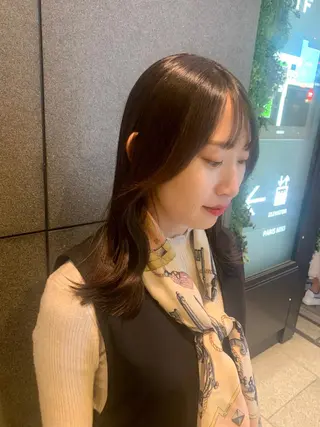 セミロング SALOWIN    銀座RAY 2所属・yamashika honokaのヘアスタイル