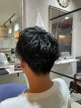 ショート パーマ メンズ 【垢抜け大人髪】 TIARA西山のヘアスタイル