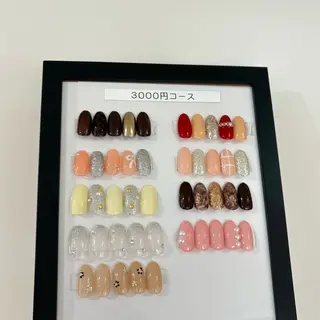 ネイル private salon Aola所属・TSUKI 🩶のネイルデザイン