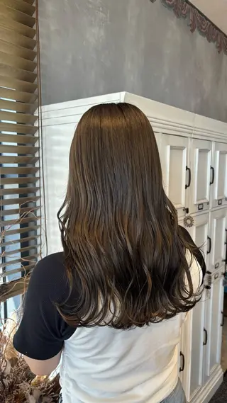 ロング 長瀬 友唯のヘアスタイル