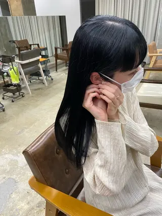 ロング 栗山 緋時のヘアスタイル
