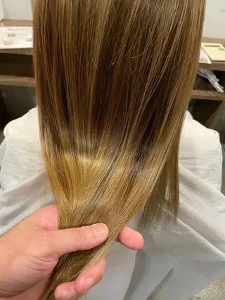 ミディアム カラー レイヤーカット匠 イソザキノリユキのヘアスタイル