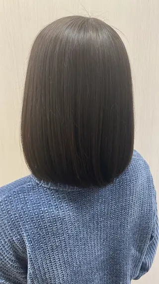 ミディアム 透け感•艶感カラー 池本　紘之のヘアスタイル