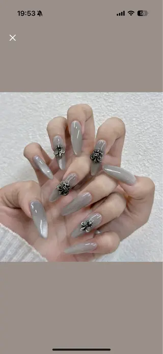 ネイル EMY 168 池袋のネイルデザイン