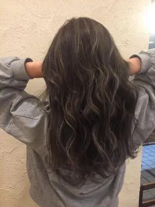 カラー シールエクステ/ ハイトーンカラーのヘアスタイル