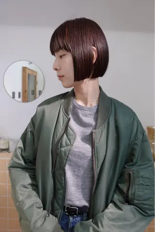 ショート 顔周りレイヤー/韓国 ブリーチminamiのヘアスタイル