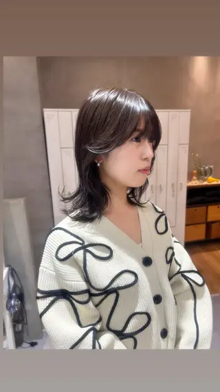 ショート カラー 🎵ブリーチカラー∕ レイヤー∕ねね🎵のヘアスタイル