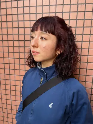 カラー Haco＋所属・ウルフ/レイヤー Miinaのヘアスタイル