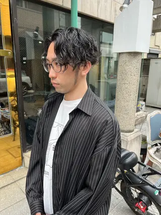 パーマ メンズ ハイトーン/美髪矯正 🍃大江拓実のヘアスタイル