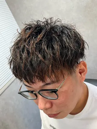 ミディアム パーマ CuMARi所属・予約の9割パーマ🌈 men's専門店のヘアスタイル