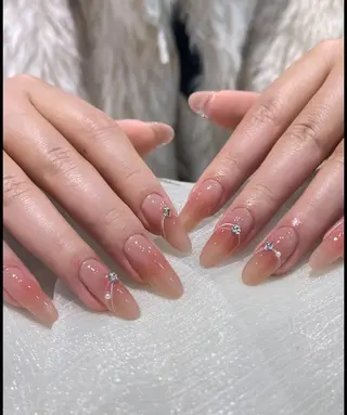 ネイル RAFFINE haru🦋🩵のネイルデザイン