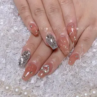 ネイル 玲央 YOYOのネイルデザイン