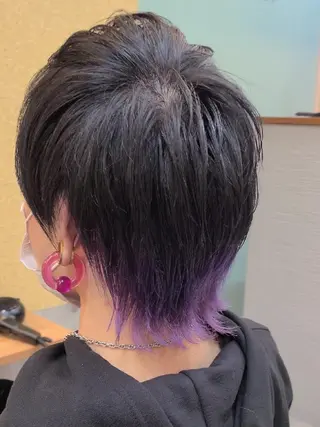 ショート カラー ブリーチカラー🌈 嘉名 真樹のヘアスタイル