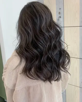 セミロング カラー storiiz所属・本田大輝top designerのヘアスタイル