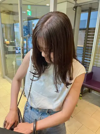 セミロング カラー 田中 月菜のヘアスタイル