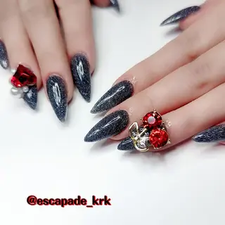 ミディアム ネイル クロキ 。のネイルデザイン