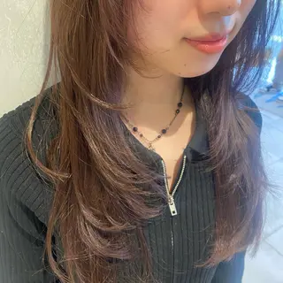ロング 久保田 茜のヘアスタイル