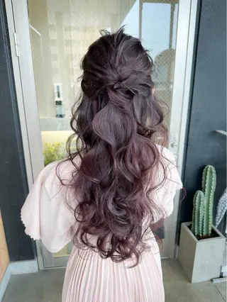 ロング カラー ヘアアレンジ autre所属・大久保 ひでなりのヘアスタイル