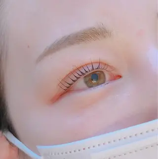 マツエク・マツパ eyelash/eyebrow　salon Fika所属・水軒 朋美のマツエク・マツパデザイン