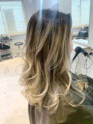 セミロング カラー Gift.hair&spa所属・森崎 歩のヘアスタイル