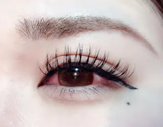 マツエク・マツパ Neale. yumiのヘアスタイル