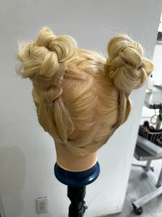 ミディアム ヘアアレンジ 🦄HITOMI 🦄MEMEのマツエク・マツパデザイン