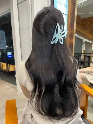 ロング YUI / LbyHOMEのヘアスタイル